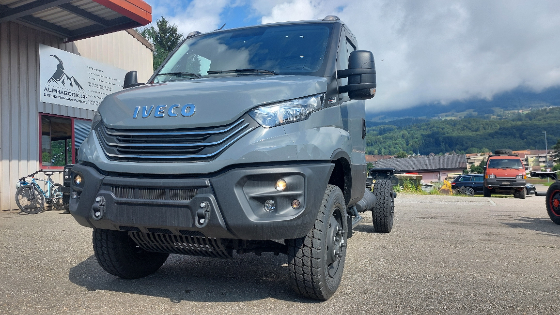 Studie Iveco Daily 4x4 55S Fahrgestell von Alphabock