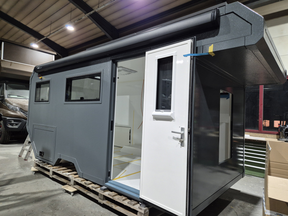 Iveco Daily 4x4 mit Markise